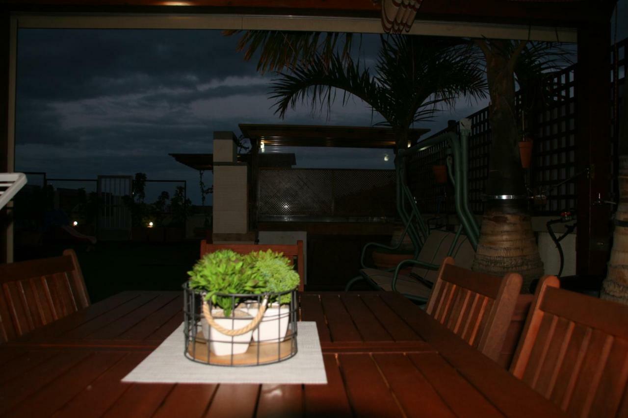 Apartamento Vacacional Ático frente al mar Candelaria Esterno foto